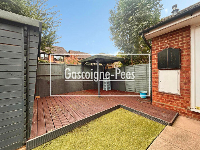 1 Bedroom Maisonette To Rent In Sorrells Close, Chineham, Bsaingstoke, RG24