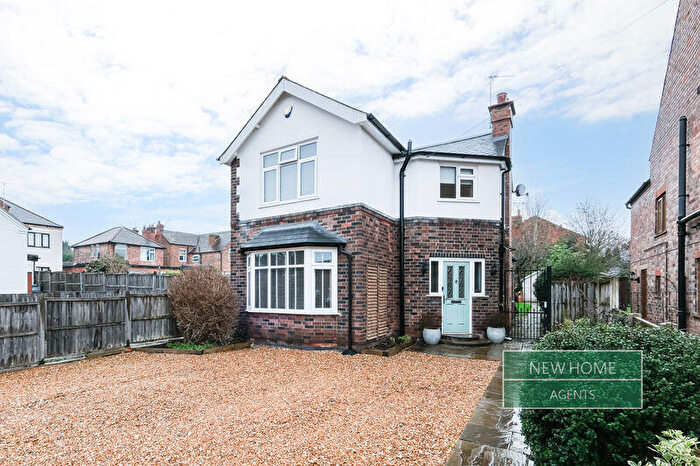 3 Bedroom Detached House For Sale In Waverley Avenue, Gedling, Nottingham, NG4