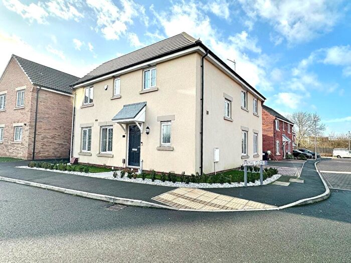 3 Bedroom Detached House For Sale In Damselfly Road, Pineham, Northampton, NN4