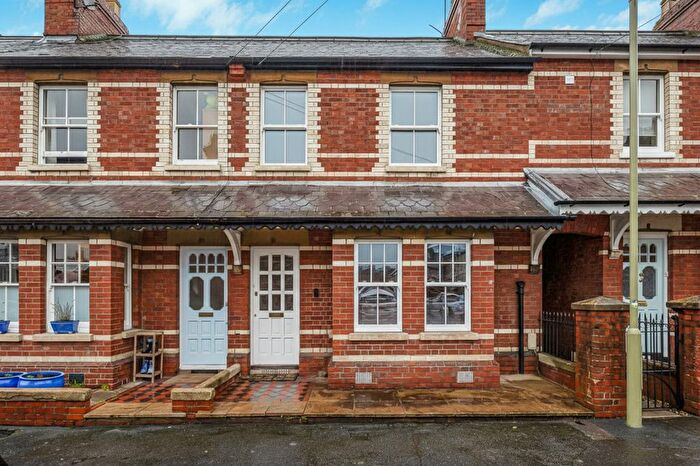 3 Bedroom Terraced House For Sale In Grange Road, Henley-On-Thames, RG9