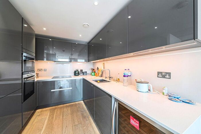 2 Bedroom Flat To Rent In Fulham Riverside, Fulham, London, SW6