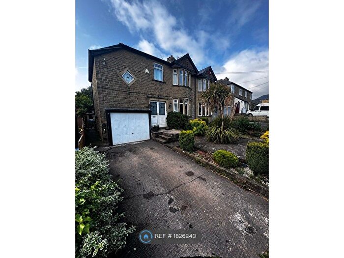 4 Bedroom Semi-Detached House To Rent In Bingley, Bingley, BD16