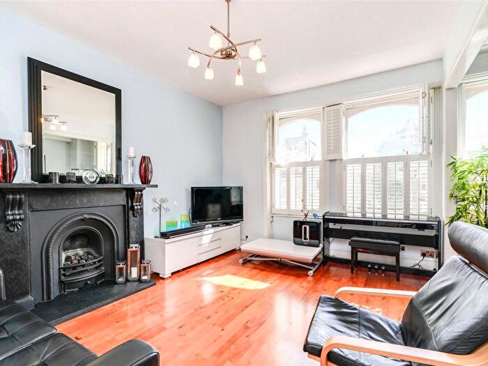 1 Bedroom Flat To Rent In Gunterstone Road, London, W14