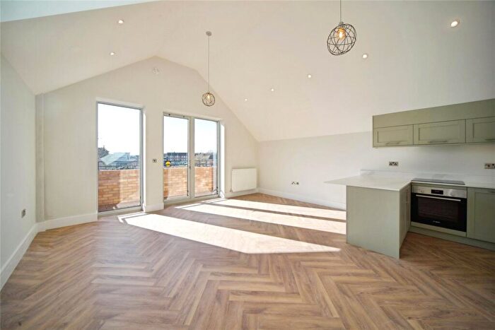 2 Bedroom Flat For Sale In Parkside, Waltham Cross, EN8