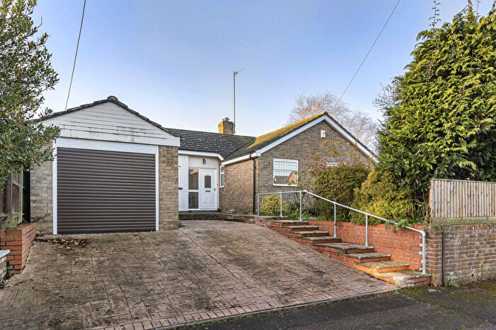 3 Bedroom Detached Bungalow For Sale In School Lane, Harwell, OX11