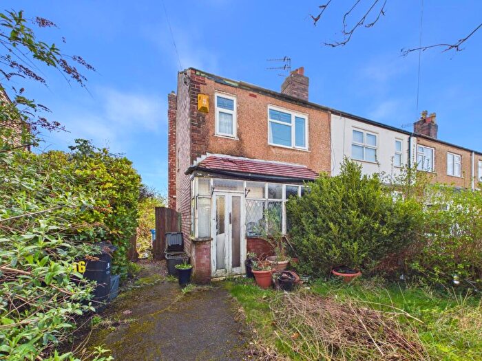 3 Bedroom End Of Terrace House For Sale In Longview Road, Rainhill, Prescot, L35