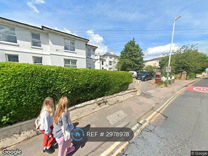 2 Bedroom Flat To Rent In Upper Grosvenor Road, Tunbridge Wells, TN1
