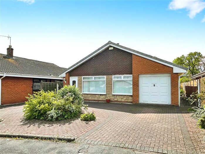 2 Bedroom Bungalow For Sale In Harborne Drive, Spital, Wirral, CH63