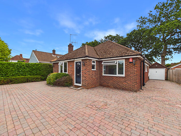 3 Bedroom Detached House For Sale In Brook Lane, Sarisbury Green, SO31
