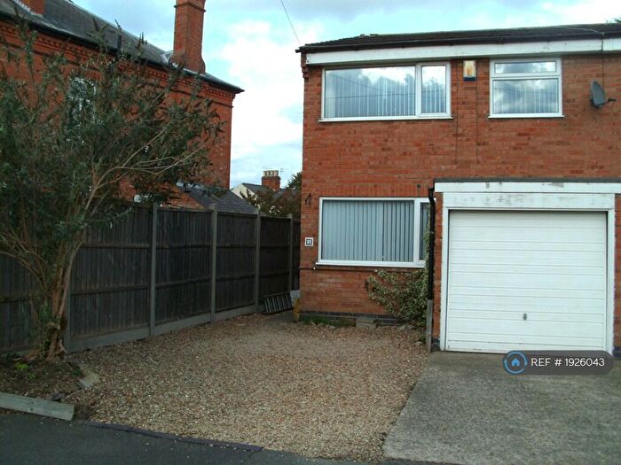 3 Bedroom Semi-Detached House To Rent In Albert Street, Leicester, LE7