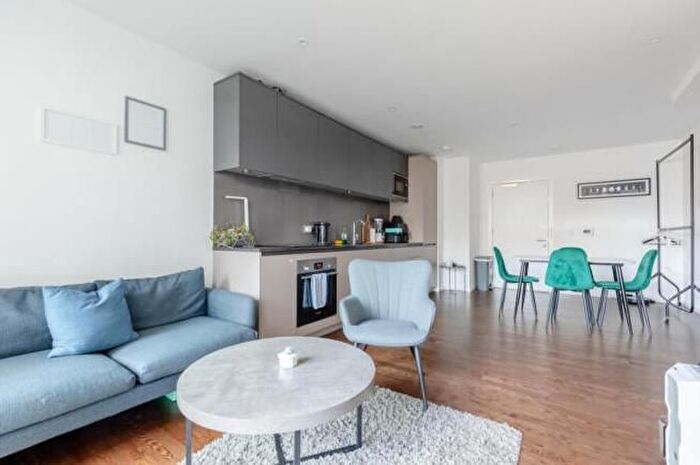 1 Bedroom Flat To Rent In Meranti Apartments, SE8