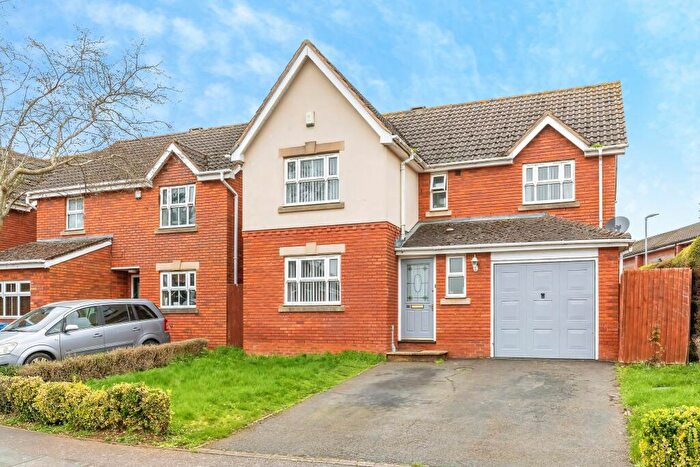 4 Bedroom Detached House For Sale In Cornfield Way, Kettering, NN15