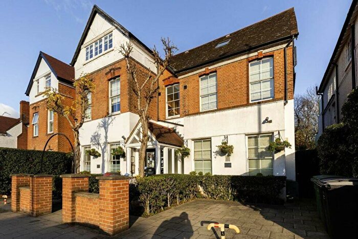 Flat To Rent In Finchley Road, Hampstead, NW3