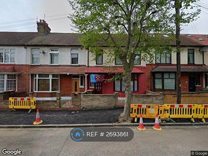 5 Bedroom Terraced House To Rent In Plaistow, Plaistow, E13
