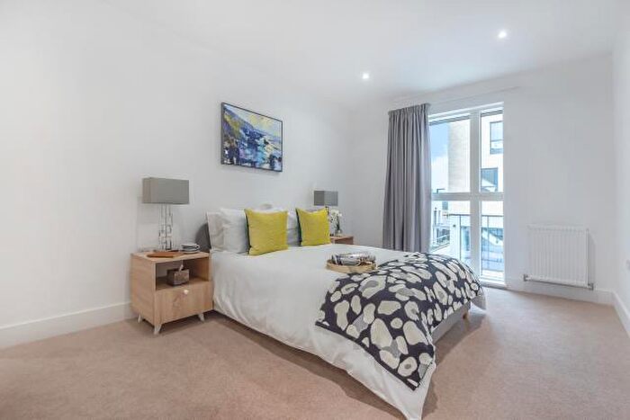 2 Bedroom Flat To Rent In West Way Square, Oxford, OX2
