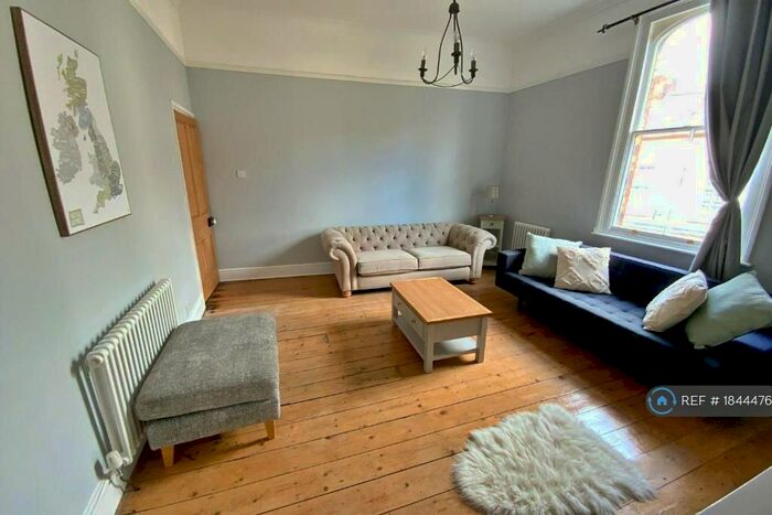 2 Bedroom Flat To Rent In Berwyn Lower Clwyd Street, Ruthin, LL15