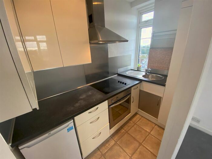 Studio To Rent In Horn Lane, London, W3