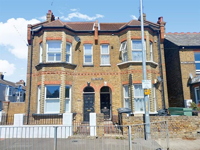 1 Bedroom Flat To Rent In Kings Road, Herne Bay, CT6
