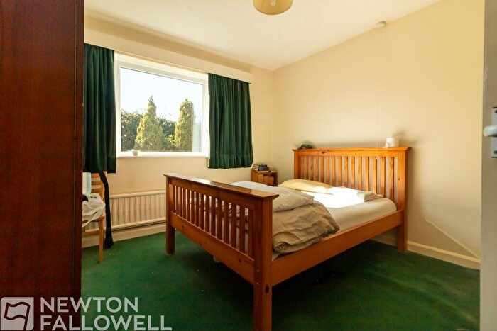 2 Bedroom Bungalow For Sale In Mill Close, North Leverton, DN22