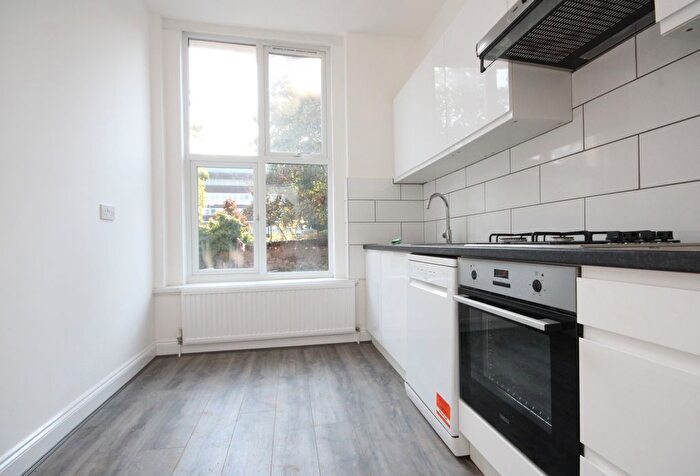 1 Bedroom Flat To Rent In Miranda Road, Archway, N19