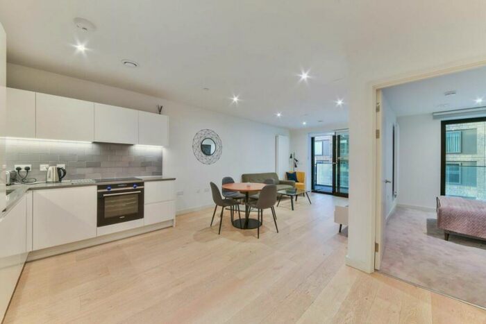 2 Bedroom Flat To Rent In Marco Polo Tower -, S7