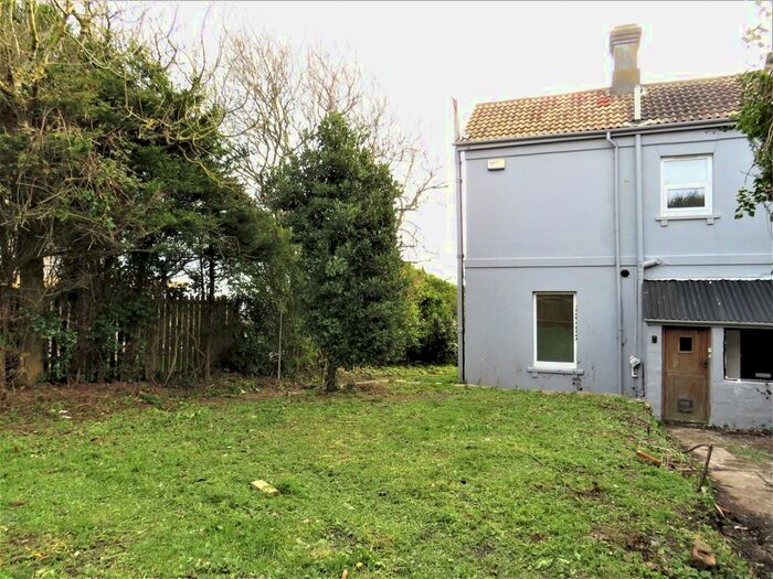 3 Bedroom Property To Rent In Railway Cottages, St. Leonards-On-Sea TN38