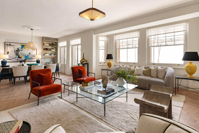 3 Bedroom Apartment For Sale In Drayton Court, Drayton Gardens, London, SW10