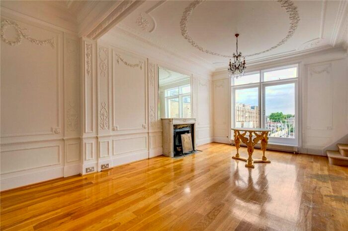 1 Bedroom Flat To Rent In Ennismore Gardens, London, SW7