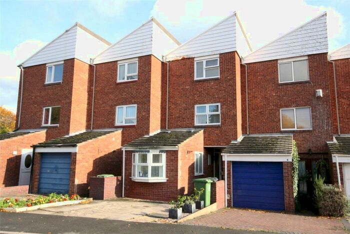 4 Bedroom Terraced House To Rent In Linton Close, Winyates East, Redditch, Worcestershire, B98