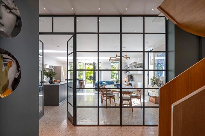 4 Bedroom Apartment For Sale In King Henrys Road, Primrose Hill, London, NW3