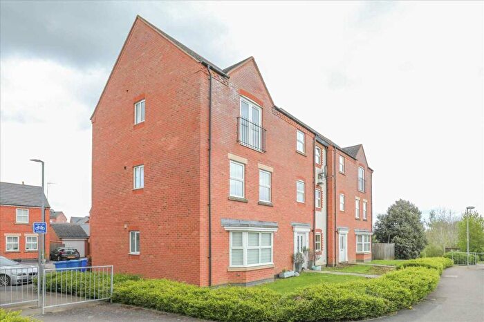 2 Bedroom Apartment To Rent In Burdock Way, Desborough, NN14