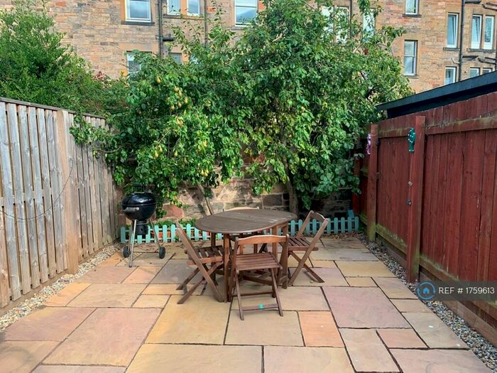 2 Bedroom Terraced House To Rent In Bellevue Gardens, Edinburgh, EH7
