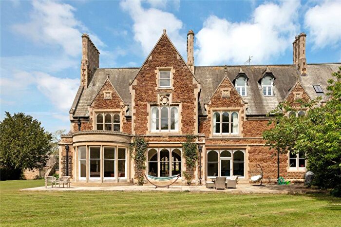 7 Bedroom House For Sale In West Leigh, Ashwell, LE15
