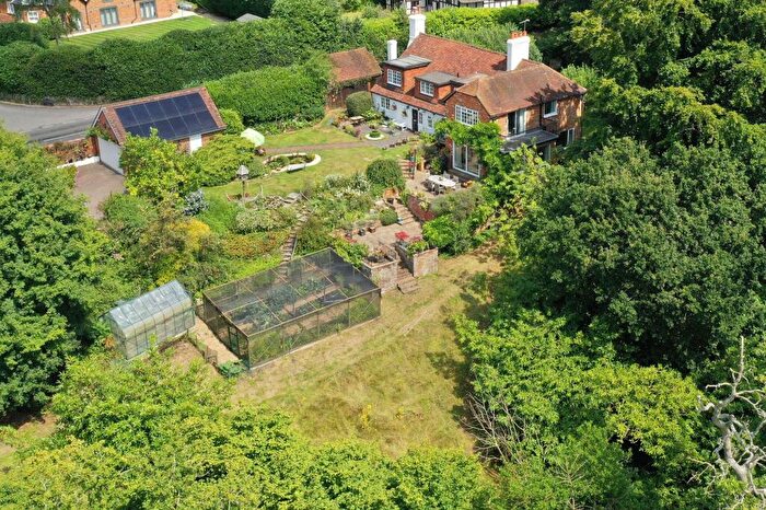5 Bedroom Detached House For Sale In The Ridges, Finchampstead, RG40