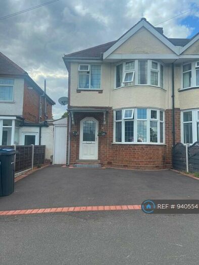 3 Bedroom Semi-Detached House To Rent In Elmay Road, Birmingham, B26
