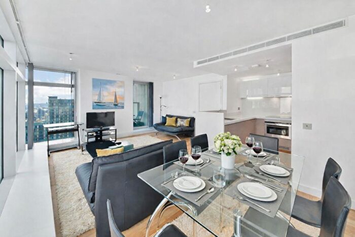 2 Bedroom Flat To Rent In Pan Peninsula, London, E14