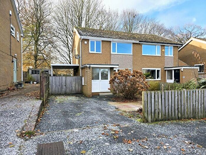 3 Bedroom Semi-Detached House To Rent In Holt Park Grove, Adel, Leeds, LS16