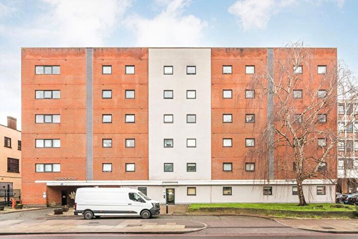 1 Bedroom Flat To Rent In London Road, London, SW16