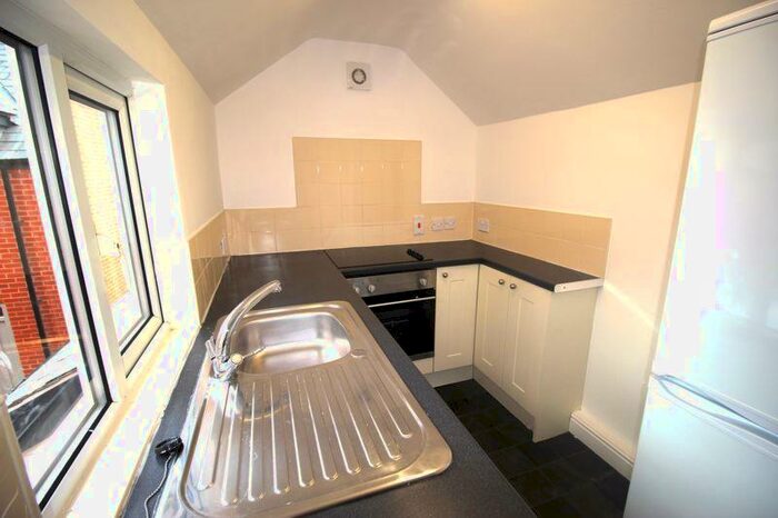 1 Bedroom Flat To Rent In Church Street, Ruddington, NG11