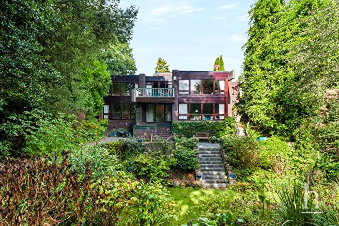 4 Bedroom Detached House For Sale In Mount Pleasant, Oxton, CH43