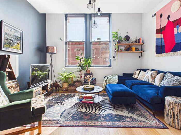 2 Bedroom Apartment For Sale In Consort House, Bristol, BS3