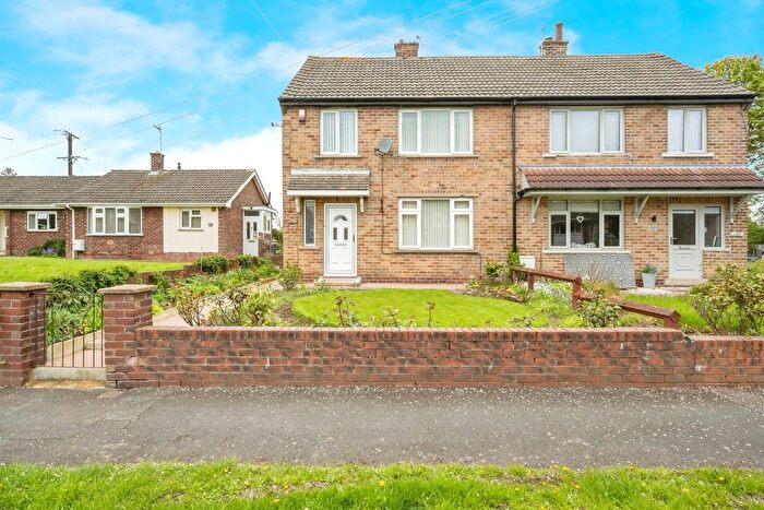 3 Bedroom Semi-Detached House For Sale In Holywell Crescent, Braithwell, Rotherham, S66