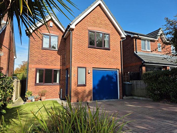 4 Bedroom Detached House To Rent In Bearswood Croft, Clayton-Le-Woods, PR6