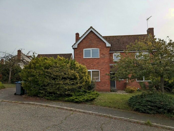 4 Bedroom Detached House To Rent In Drury Park, Snape, IP17