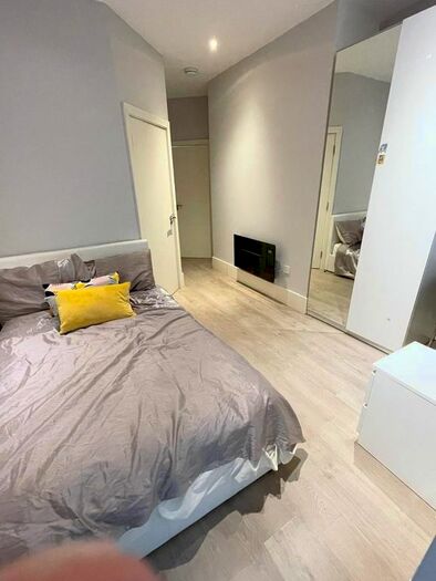 Studio To Rent In B Lithos Road, Hampstead, NW3