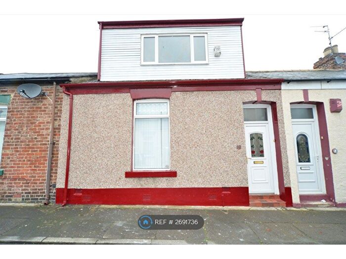 3 Bedroom Terraced House To Rent In Houghton Street, Sunderland, SR4