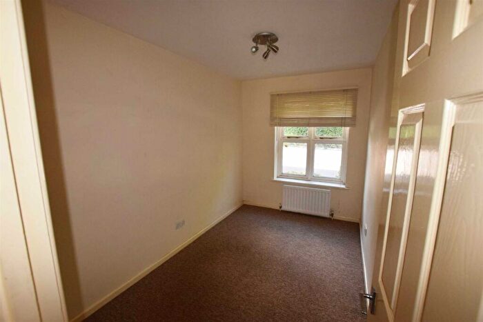 2 Bedroom Apartment To Rent In Twin Foxes, Woolmer Green, SG3