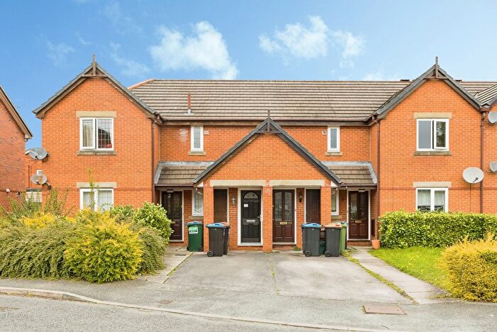 2 Bedroom Flat For Sale In Newry Park East, Chester, Cheshire, CH2