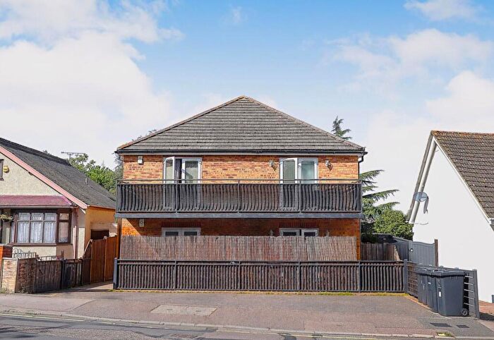 1 Bedroom Apartment For Sale In The Approach, Rayleigh, SS6