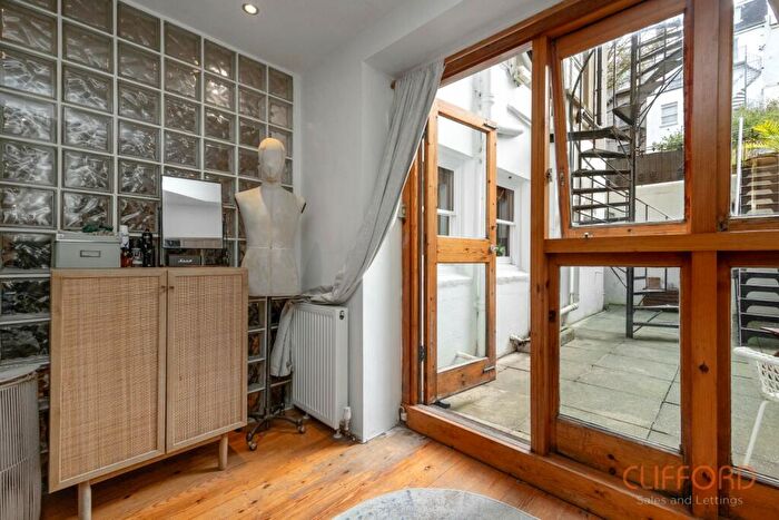 1 Bedroom Flat To Rent In Brunswick Place, Hove, BN3